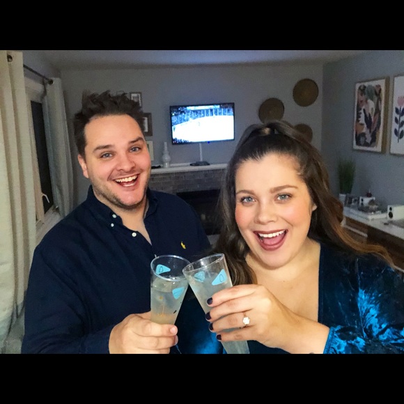 Meet your Posher, Emily - Picture 2 of 4